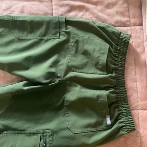 Figs Skinny Scrub Pant